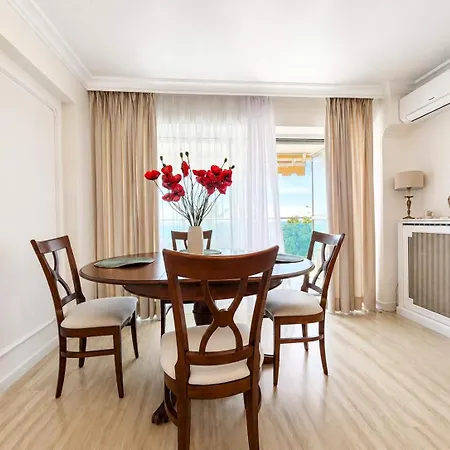 Lucia - Sea View- Pool- Walking Distance كان